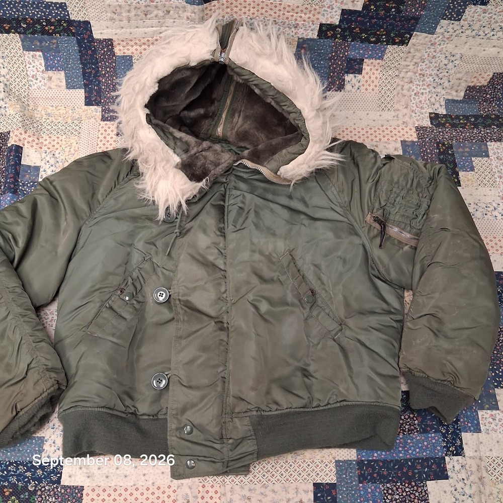 Alpha Industries N-2B Flight Jacket Mens XL Sage Green Bomber Hood Made In USA